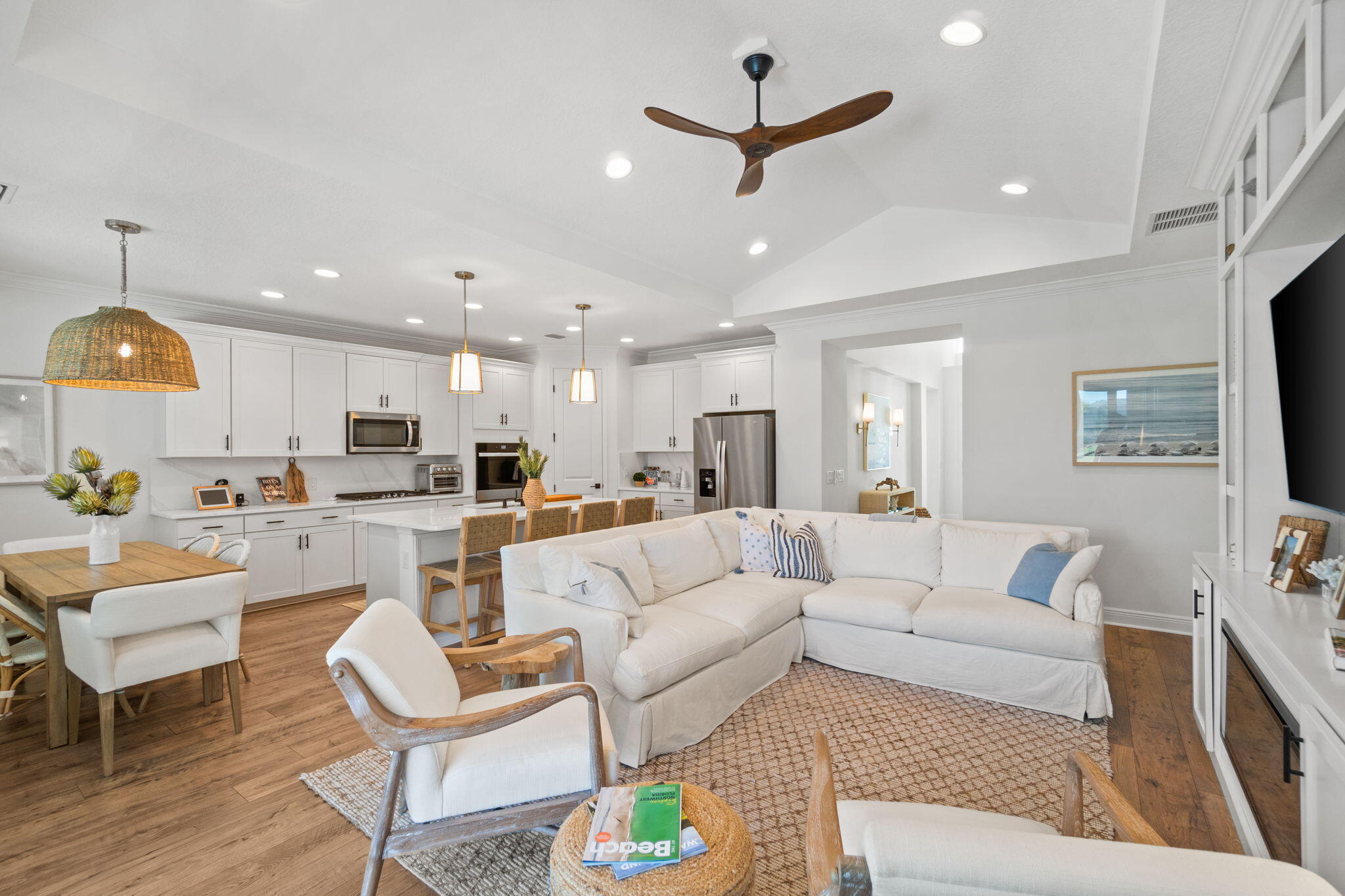 Latitude at Watersound
Latitude Margaritaville Watersound - Residential