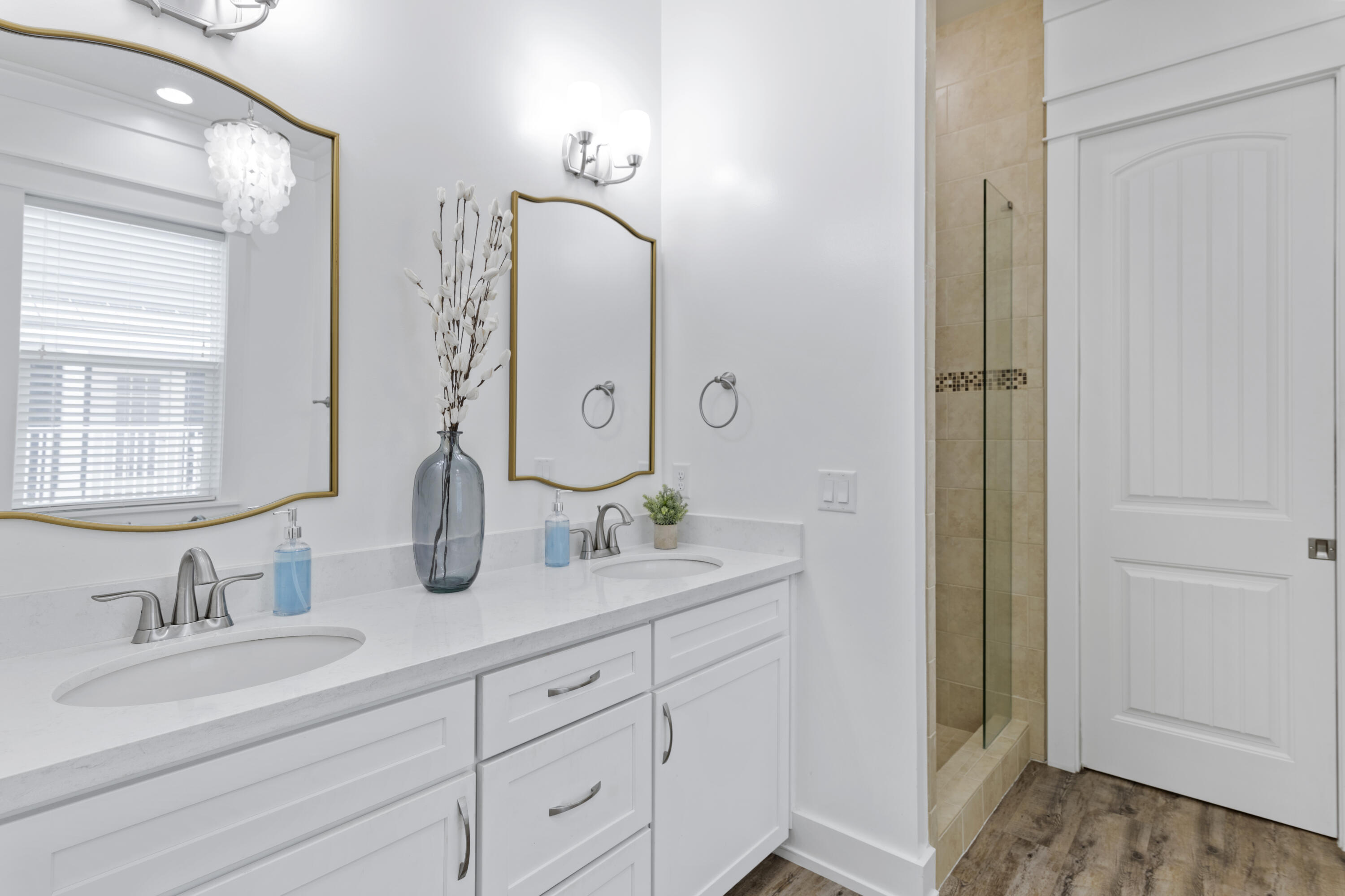 WHITES GULFVIEW ESTATES - Residential