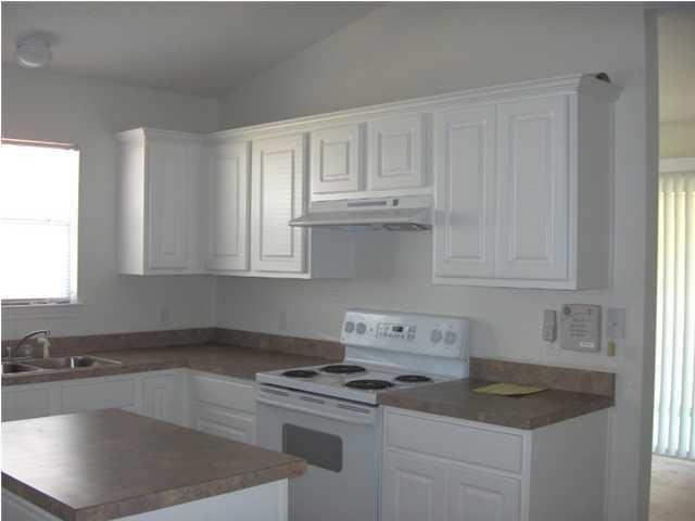 REDSTONE ESTATES - Residential Lease