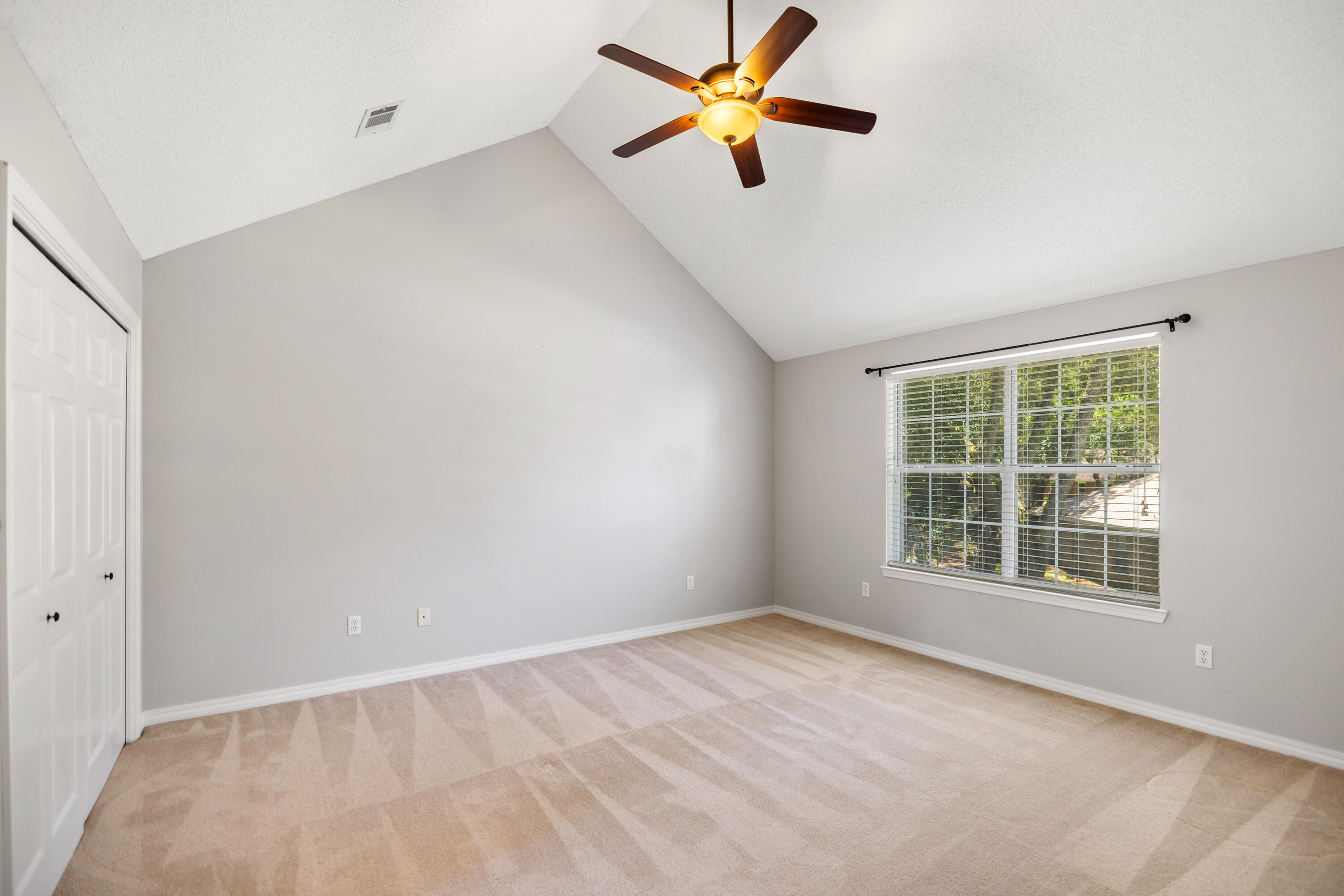 PARKWOOD ESTATES PH 2 BLUEWATER BAY - Residential Lease