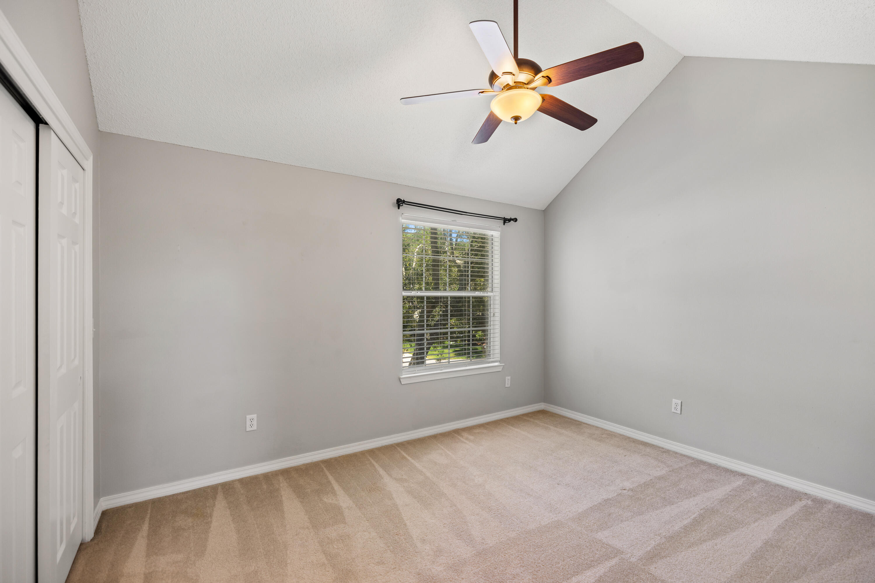 PARKWOOD ESTATES PH 2 BLUEWATER BAY - Residential Lease
