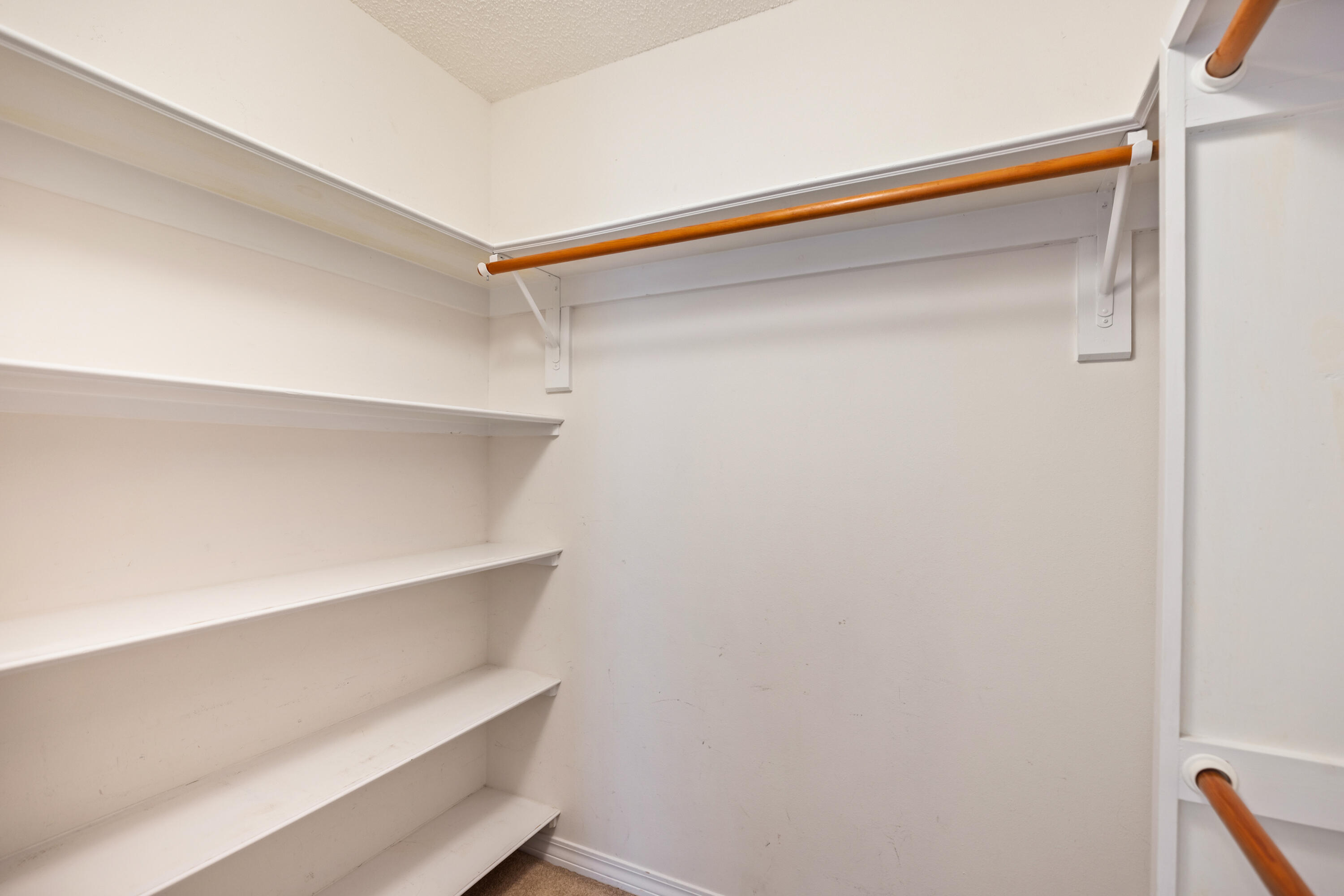 PARKWOOD ESTATES PH 2 BLUEWATER BAY - Residential Lease