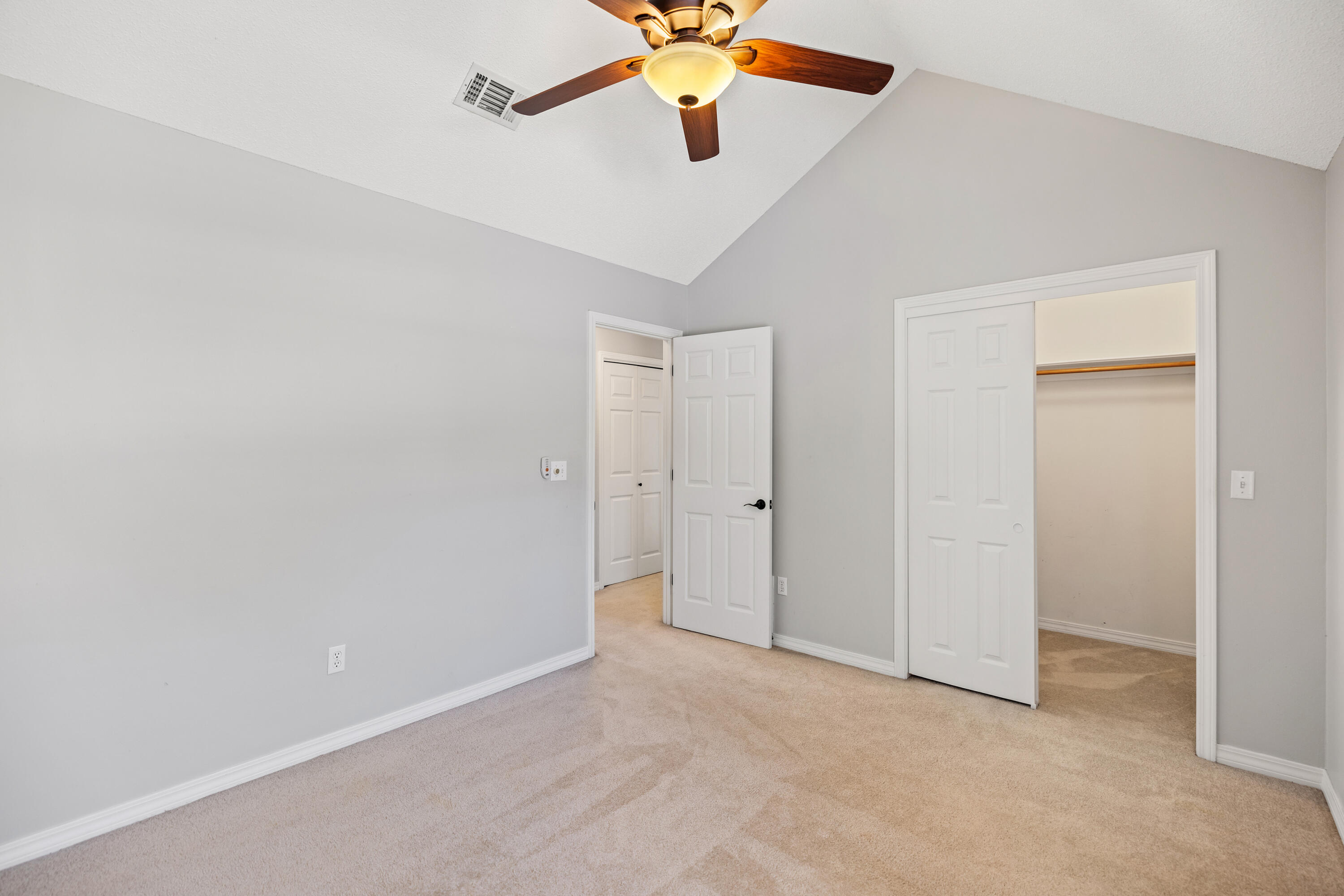 PARKWOOD ESTATES PH 2 BLUEWATER BAY - Residential Lease