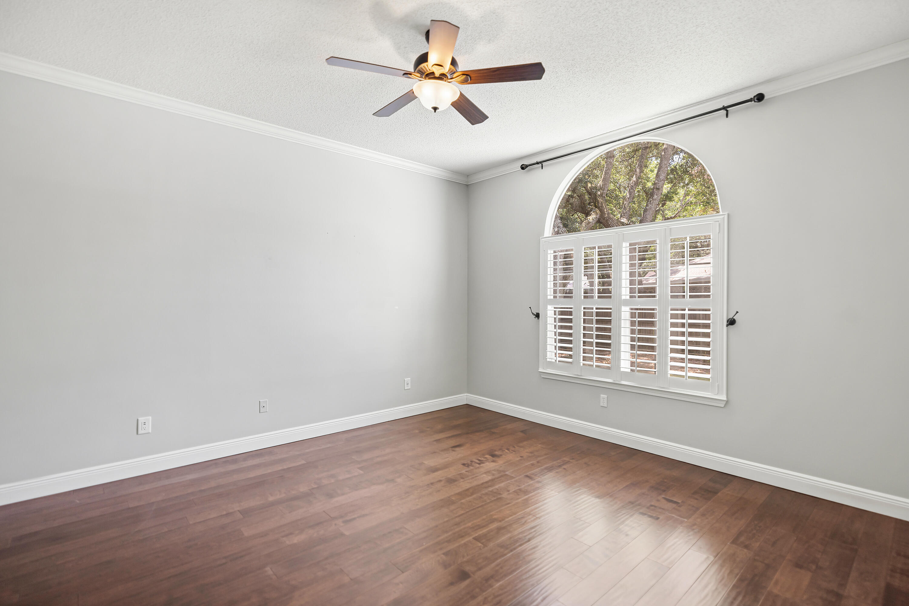 PARKWOOD ESTATES PH 2 BLUEWATER BAY - Residential Lease