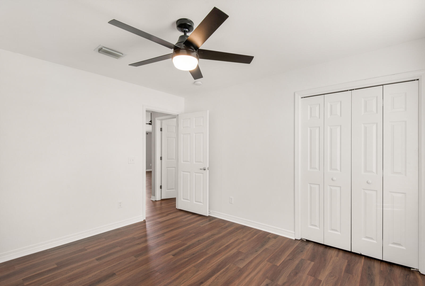 CASA LOMA S/D - Residential Lease