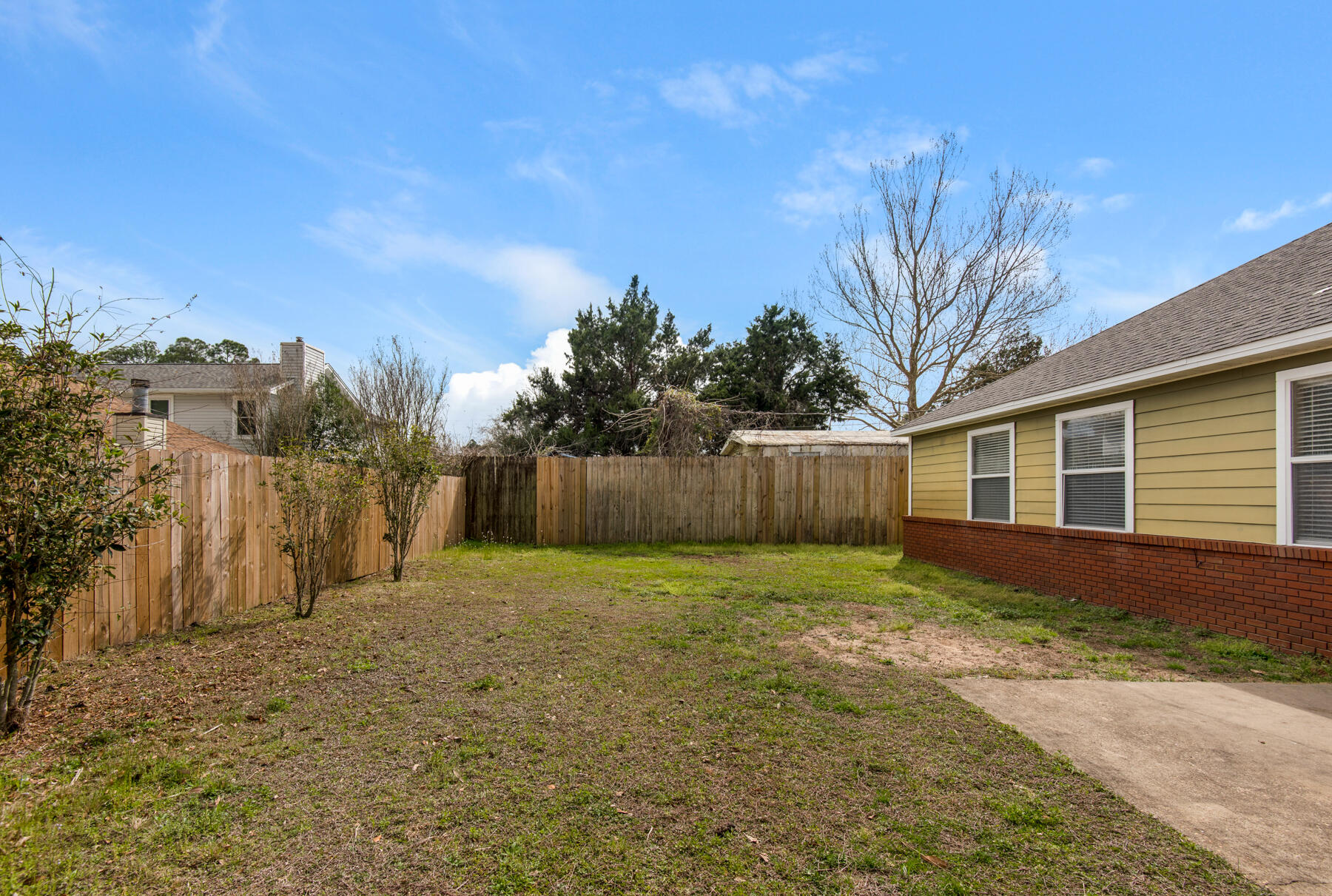 CASA LOMA S/D - Residential Lease