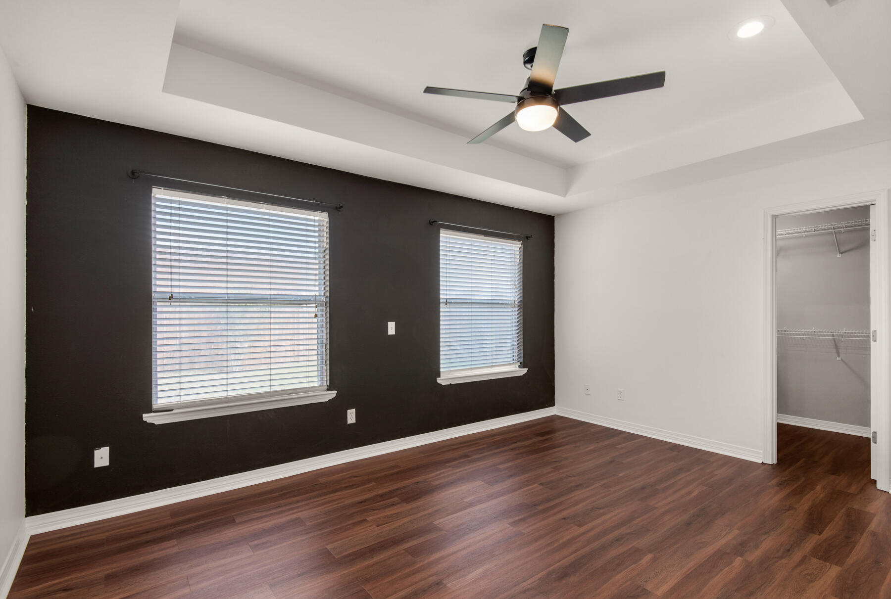 CASA LOMA S/D - Residential Lease