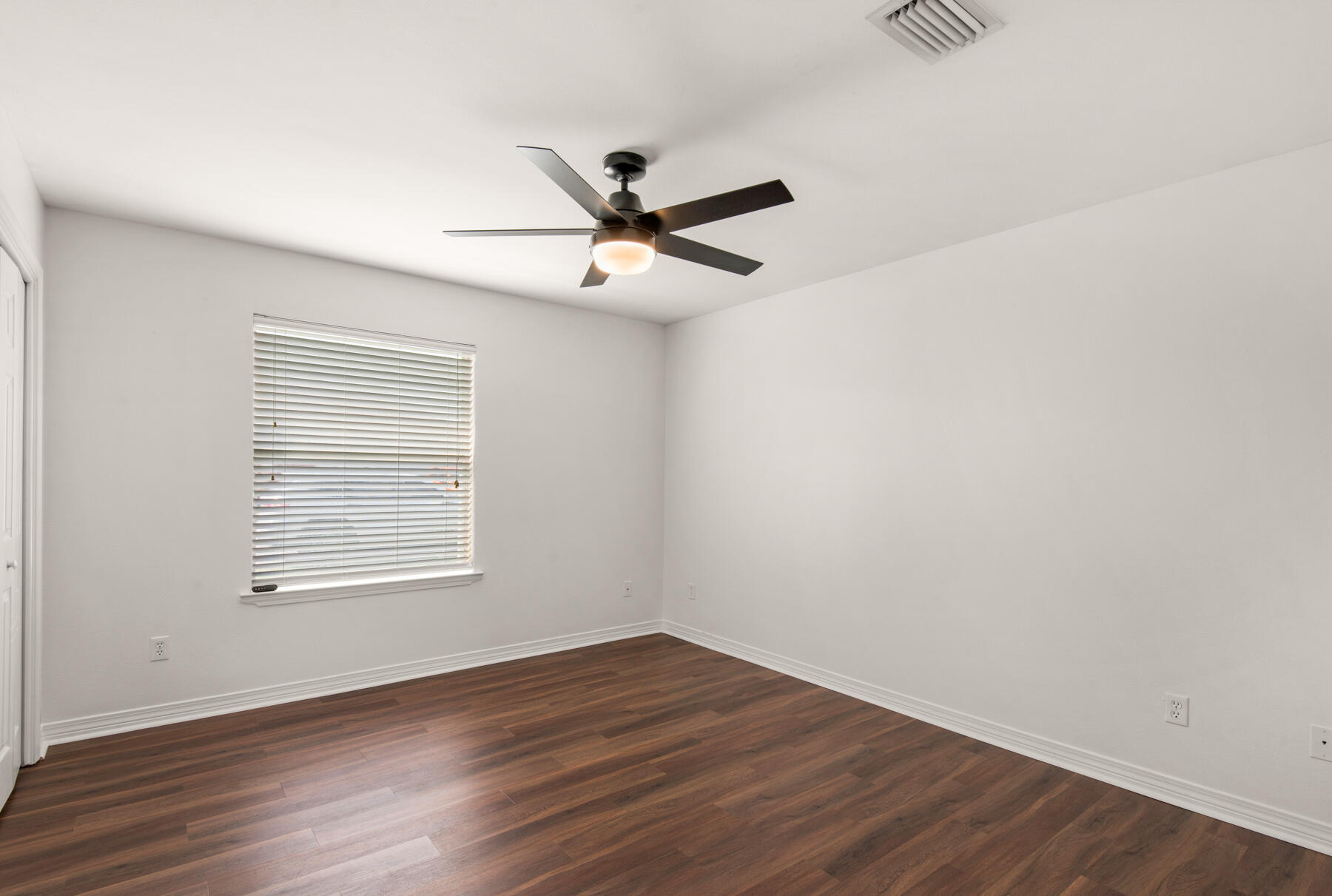 CASA LOMA S/D - Residential Lease