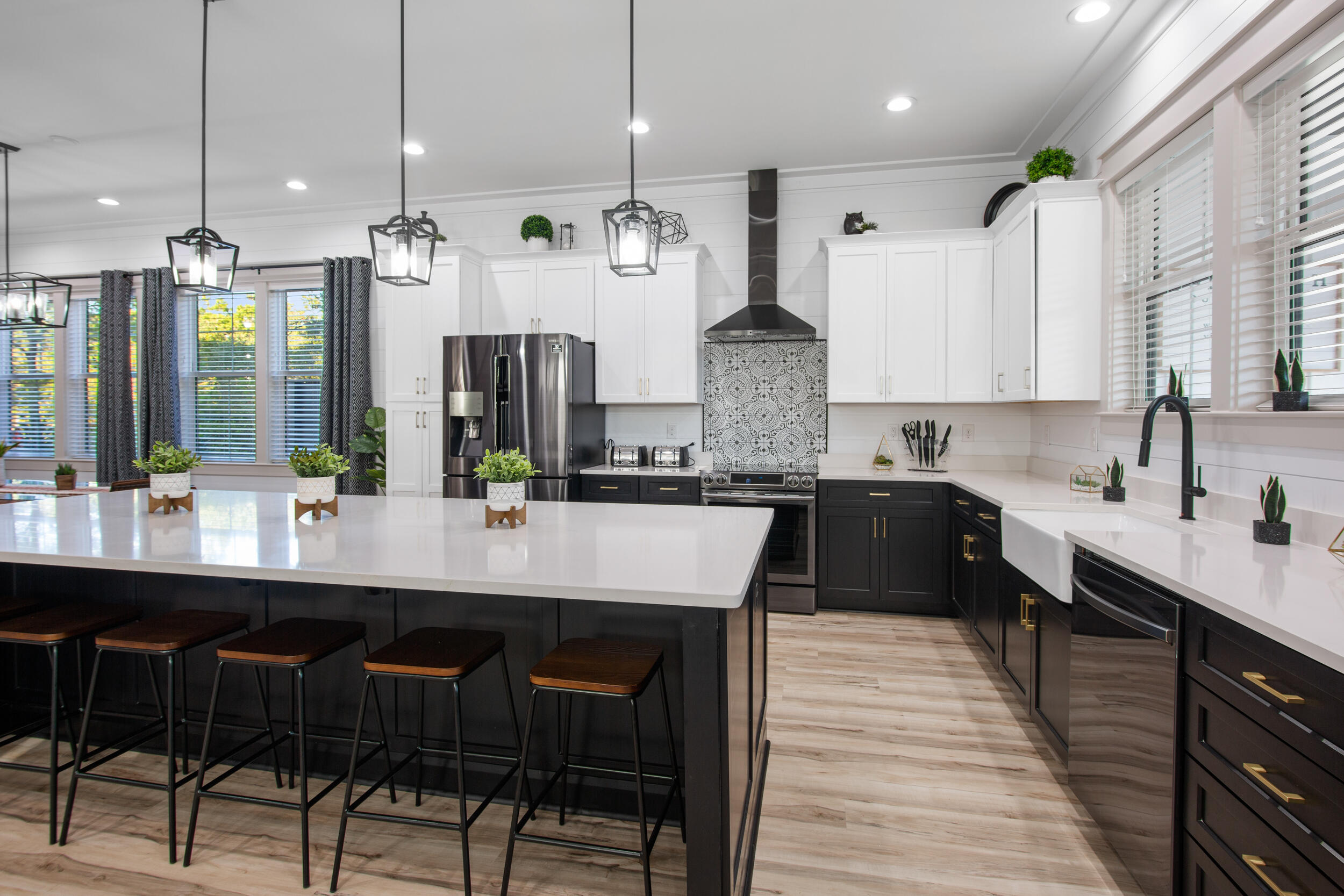 FRANGISTA BEACH 2ND ADDN - Residential