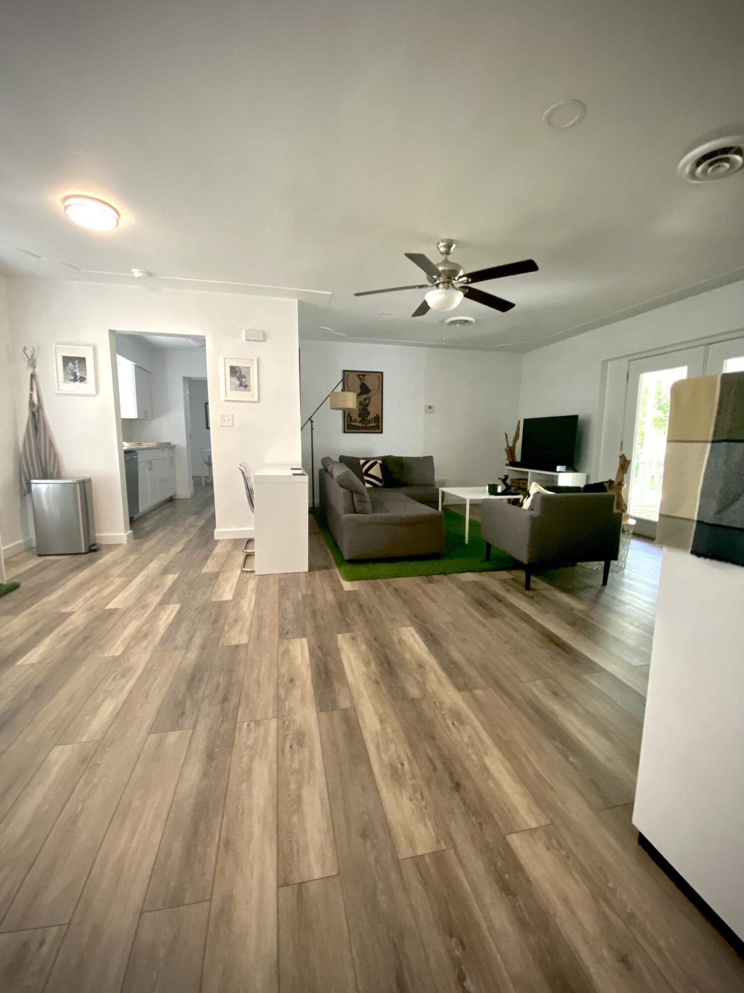 BRYN MAWR PARK - Residential Lease