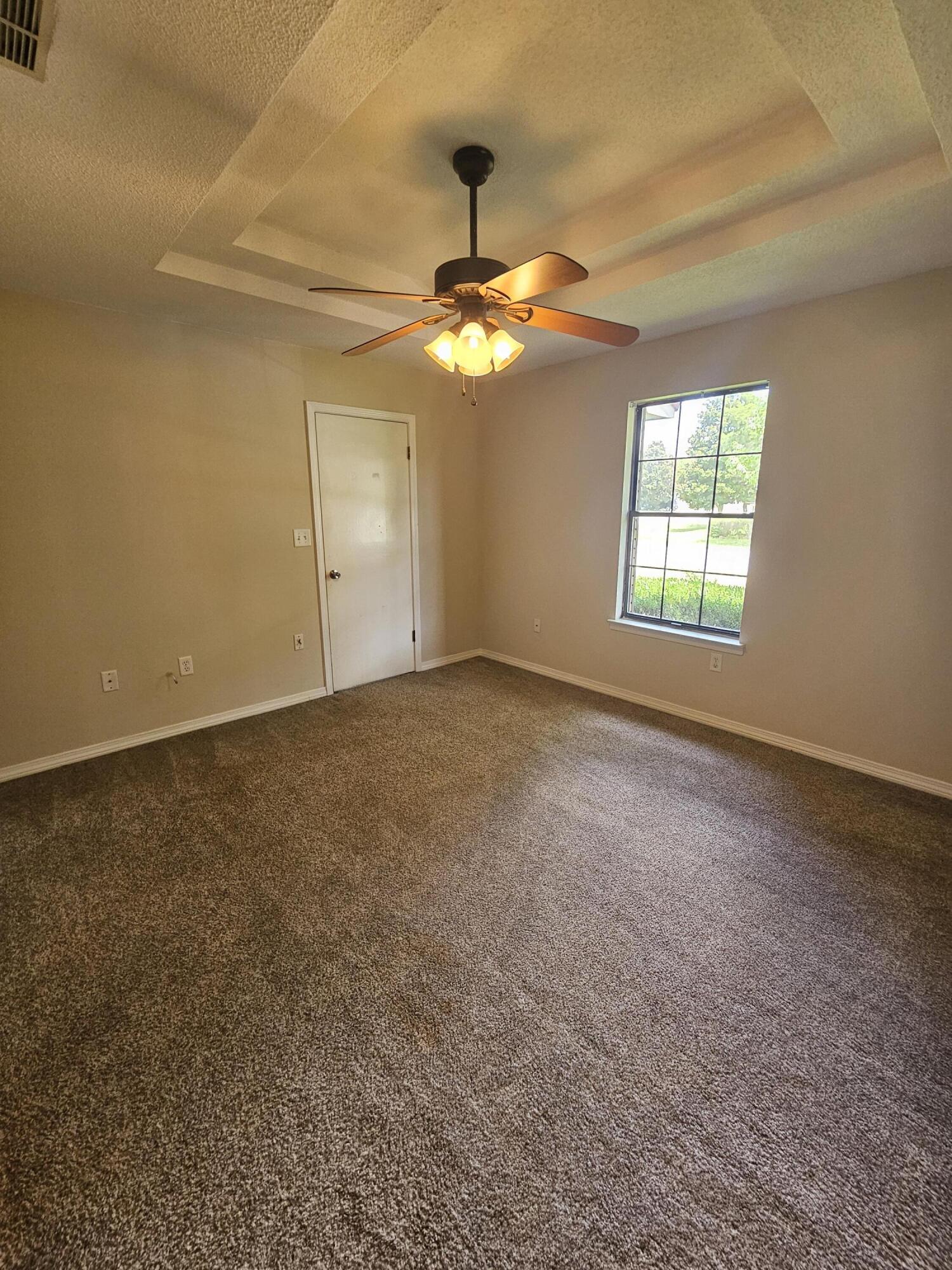 COUNTRYVIEW EST 3RD ADD - Residential Lease