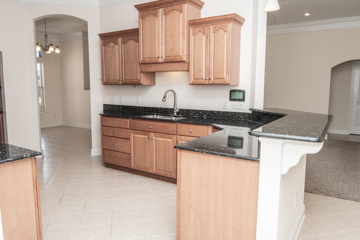BRIDGEPORT COLONY - Residential Lease