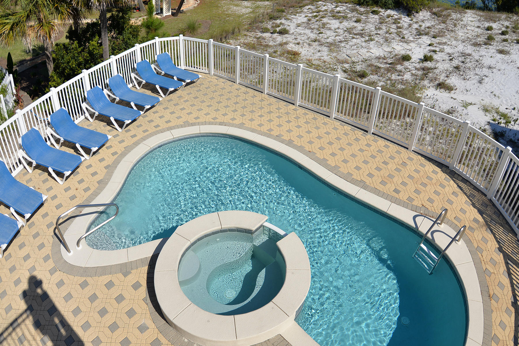 SEAWINDS S/D - Residential