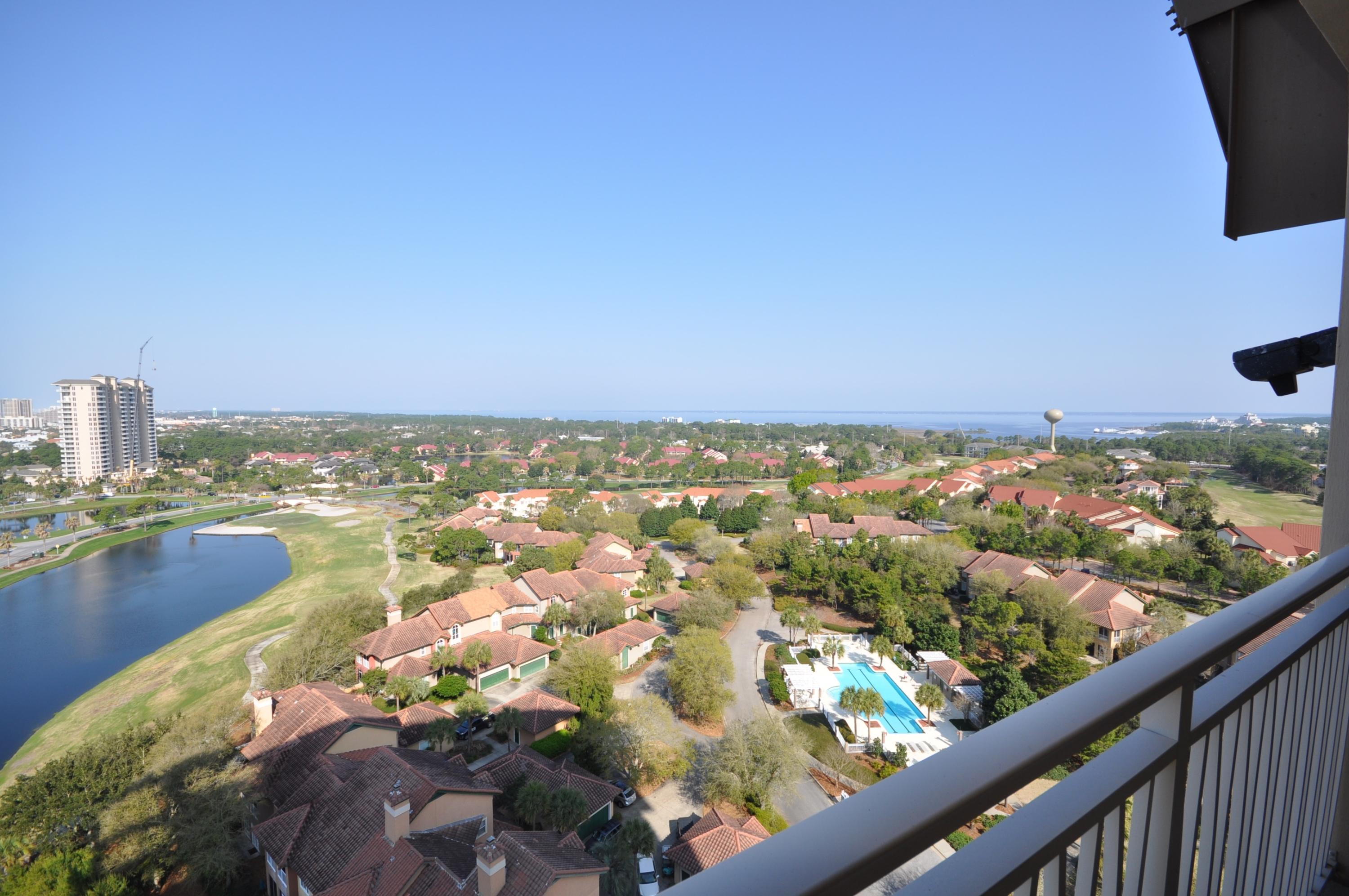 Luau - Residential Lease