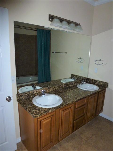 MERIDIAN SQUARE T/H - Residential Lease