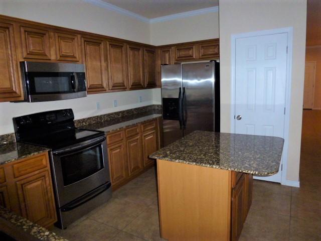 MERIDIAN SQUARE T/H - Residential Lease
