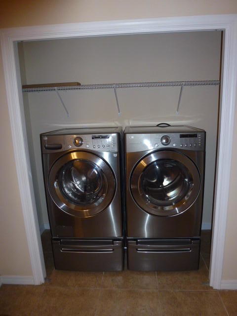 MERIDIAN SQUARE T/H - Residential Lease