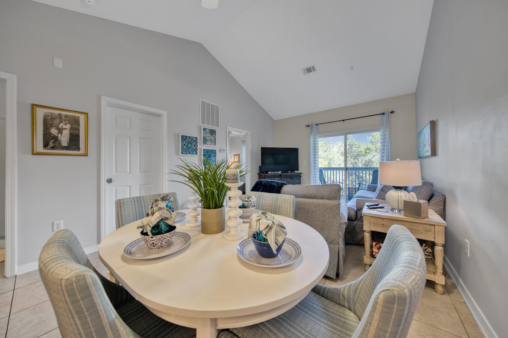 HERONS WATCH CONDO PH 4 - Residential