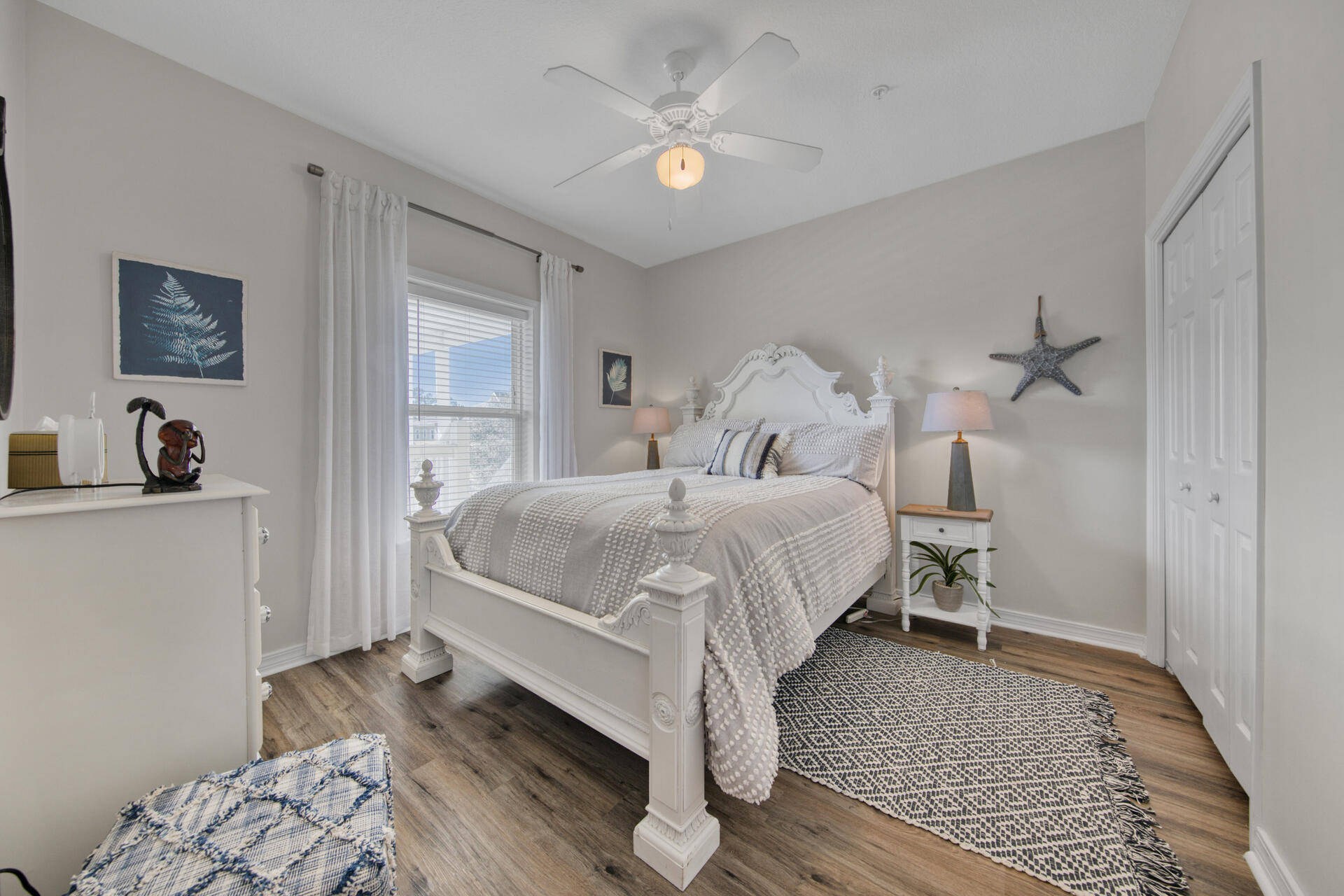 HERONS WATCH CONDO PH 4 - Residential