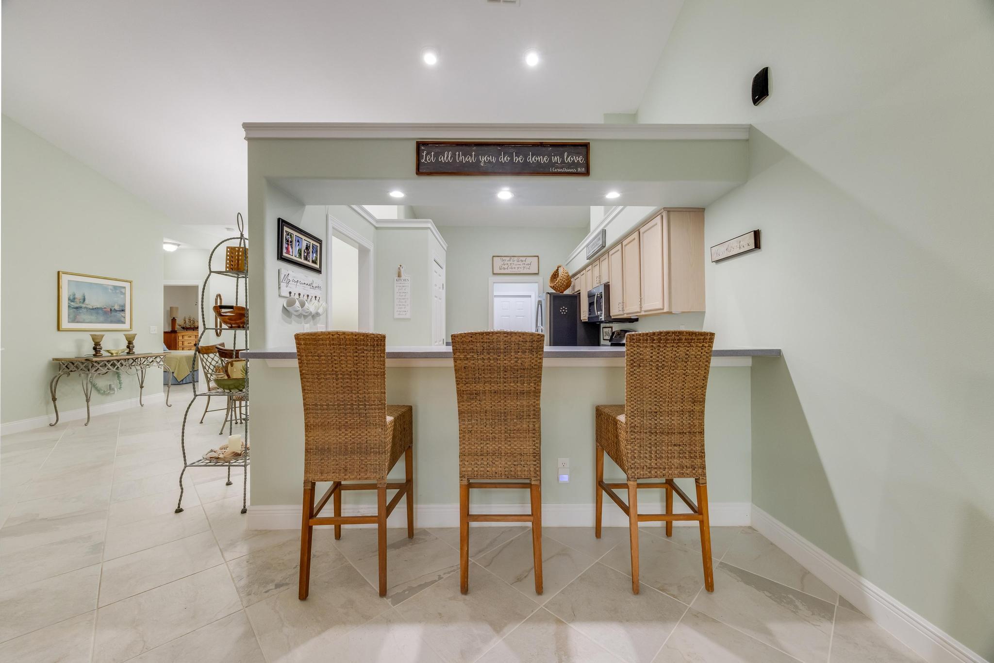 DIAMOND LAKES - Residential