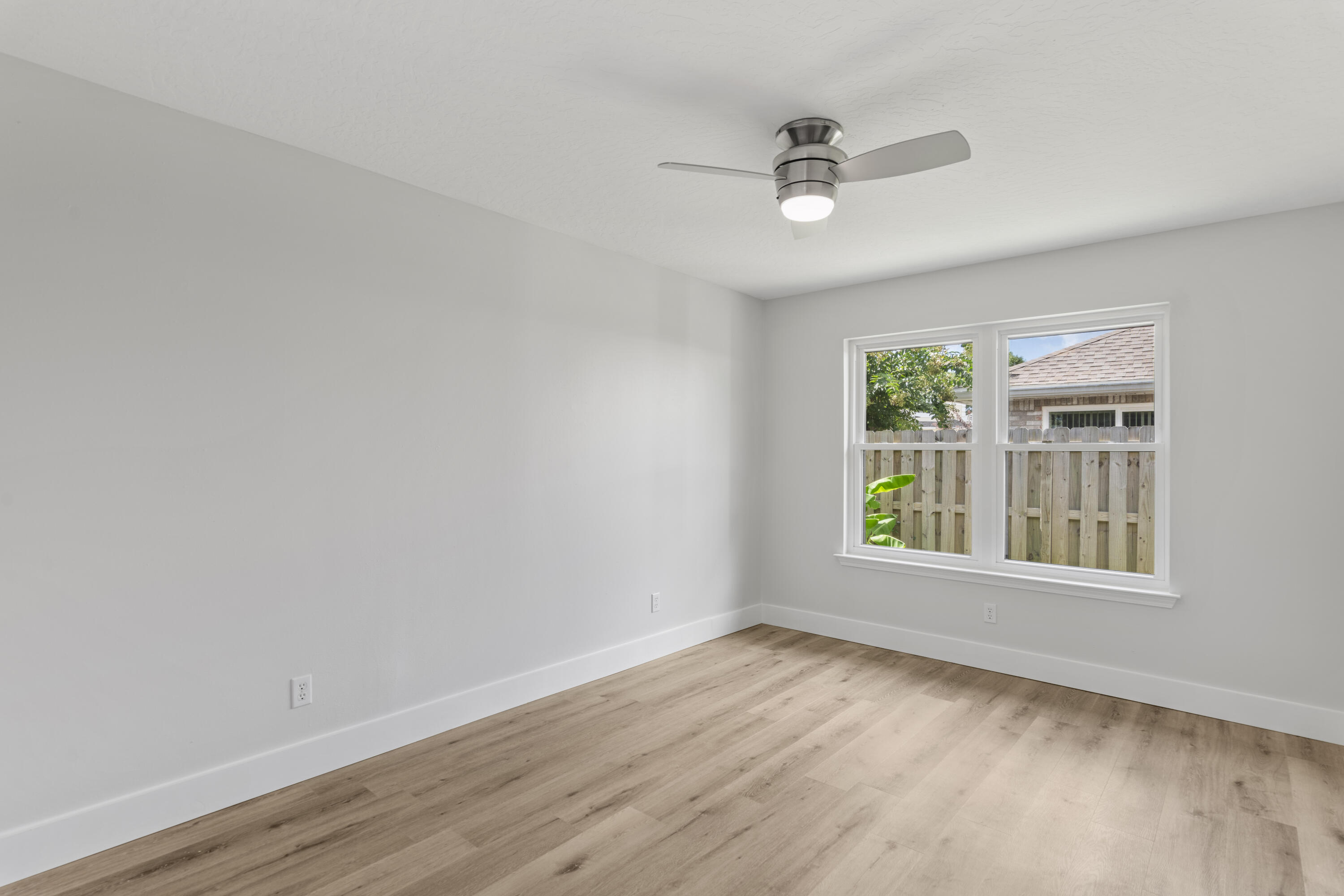 NORTH RIDGE CREEK S/D 1ST ADDN - Residential