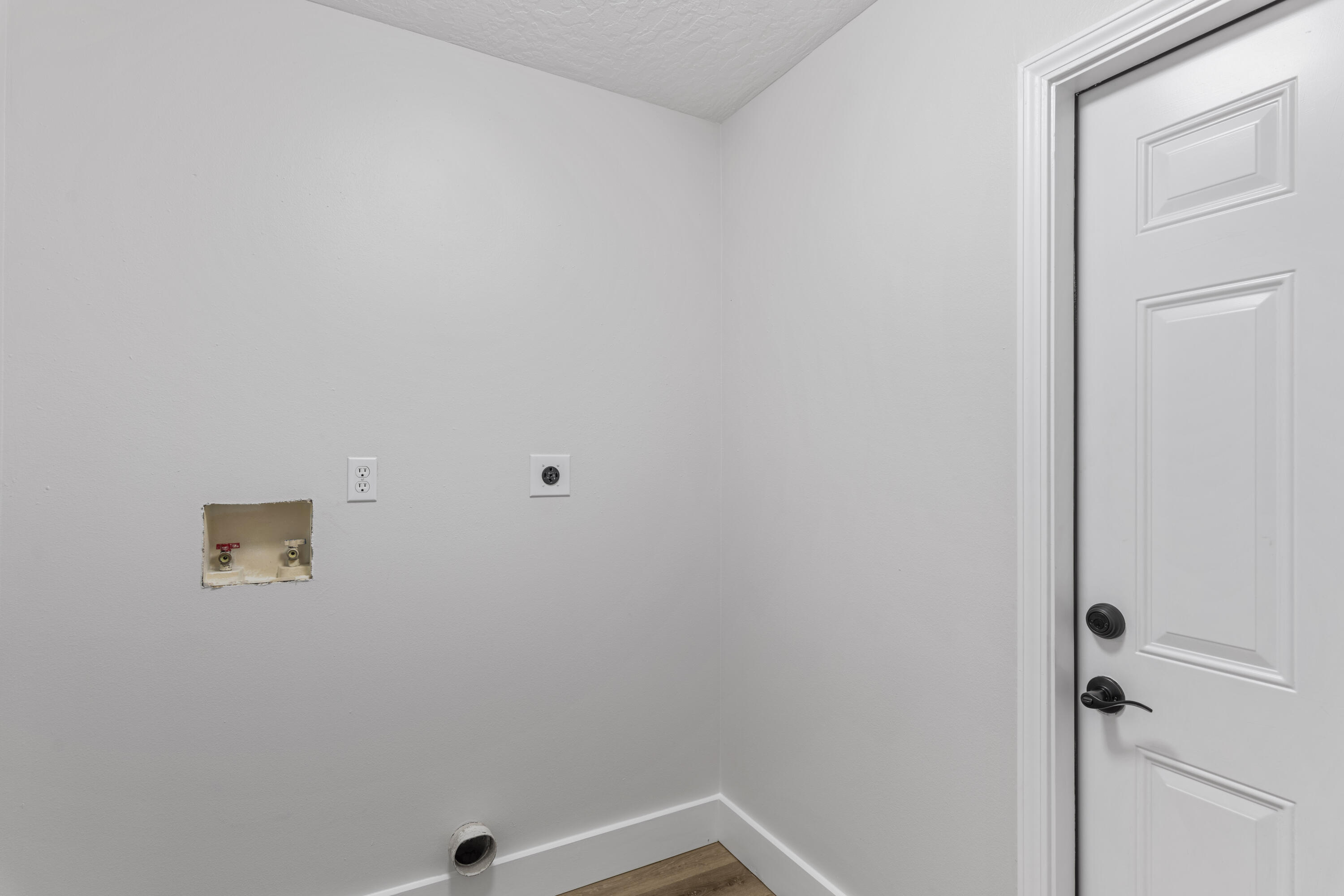 NORTH RIDGE CREEK S/D 1ST ADDN - Residential