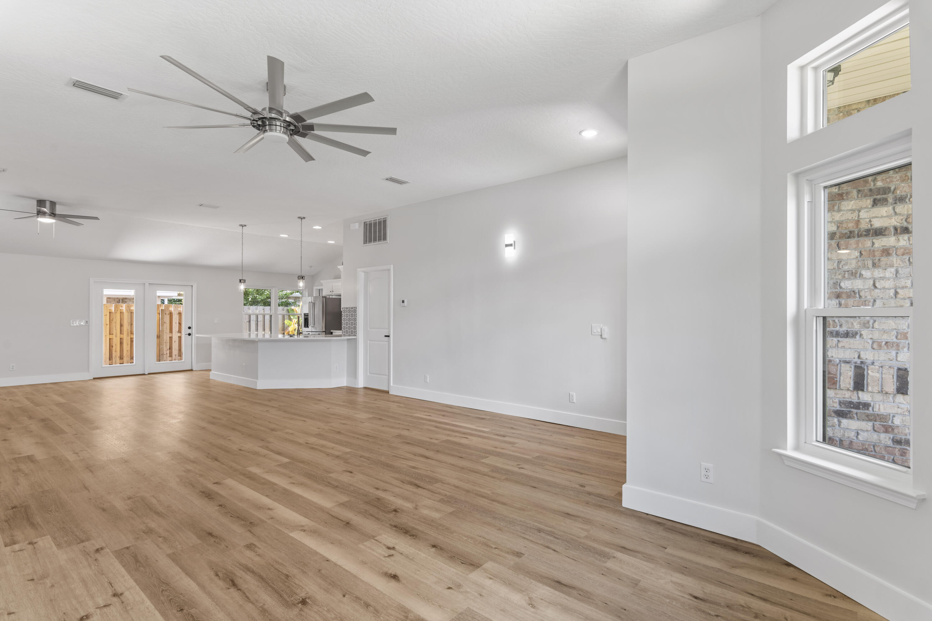 NORTH RIDGE CREEK S/D 1ST ADDN - Residential