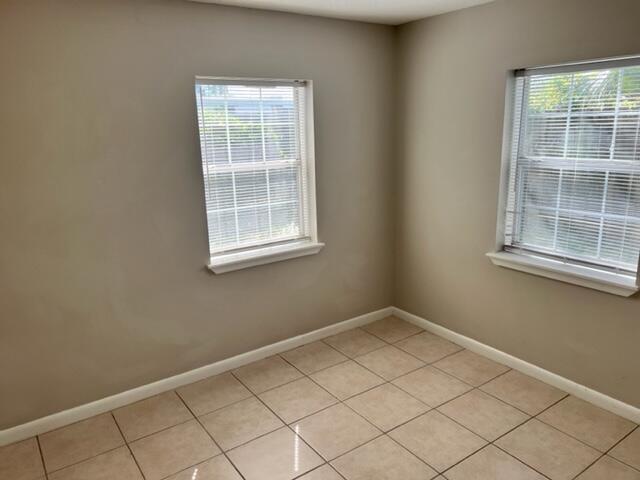 CINCO BAYOU - Residential Lease