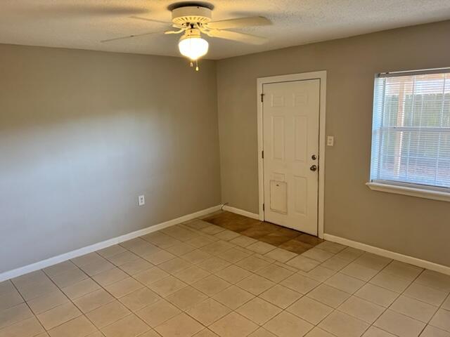 CINCO BAYOU - Residential Lease