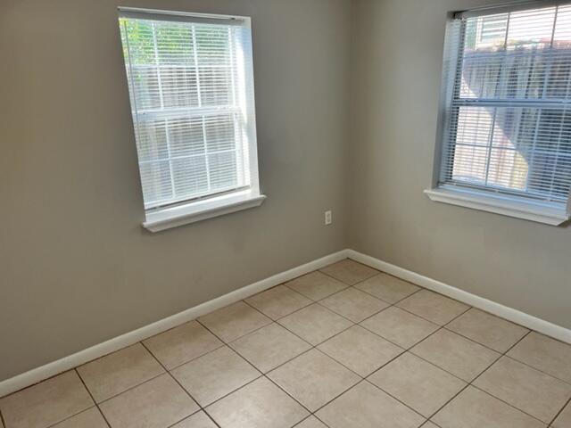 CINCO BAYOU - Residential Lease