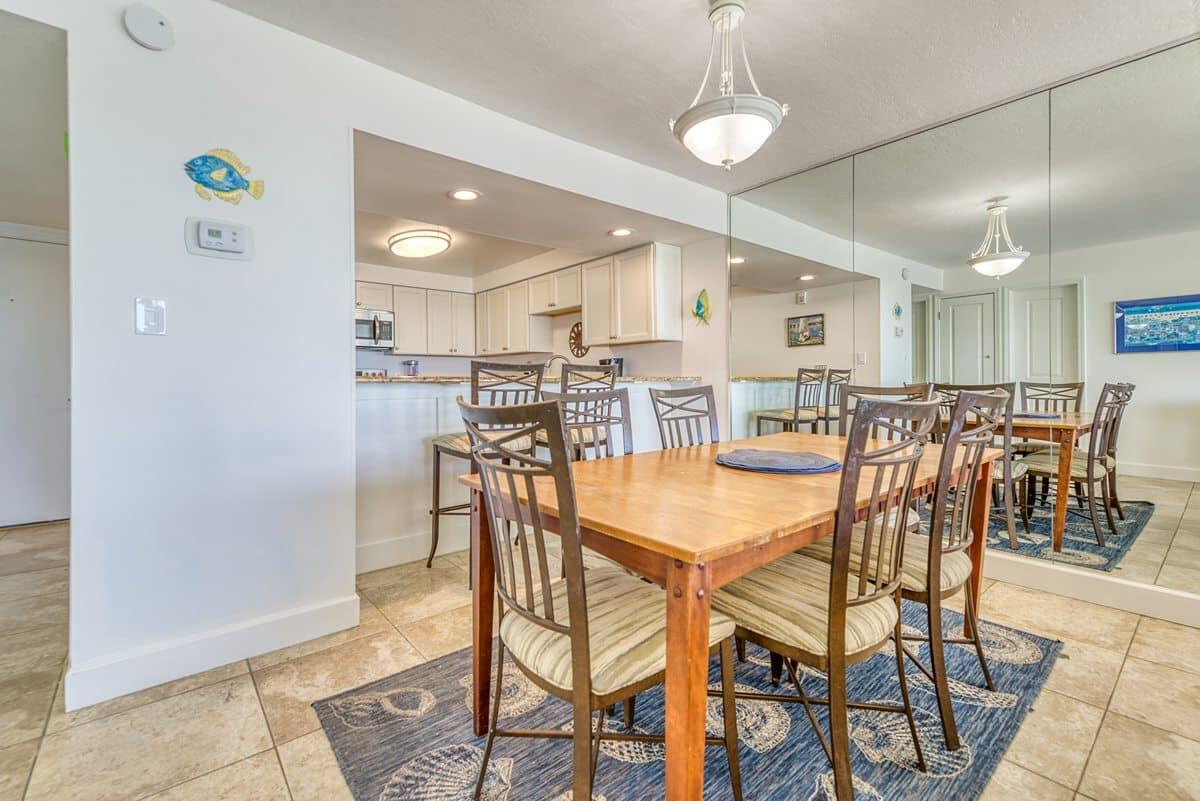 BEACH HOUSE CONDO PH 1 - Residential