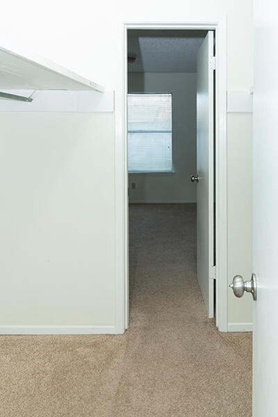 MONTAGE MANOR - Residential Lease