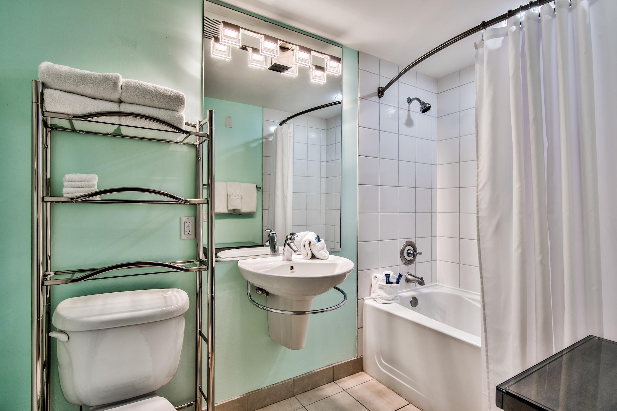 BAHIA CONDO - Residential