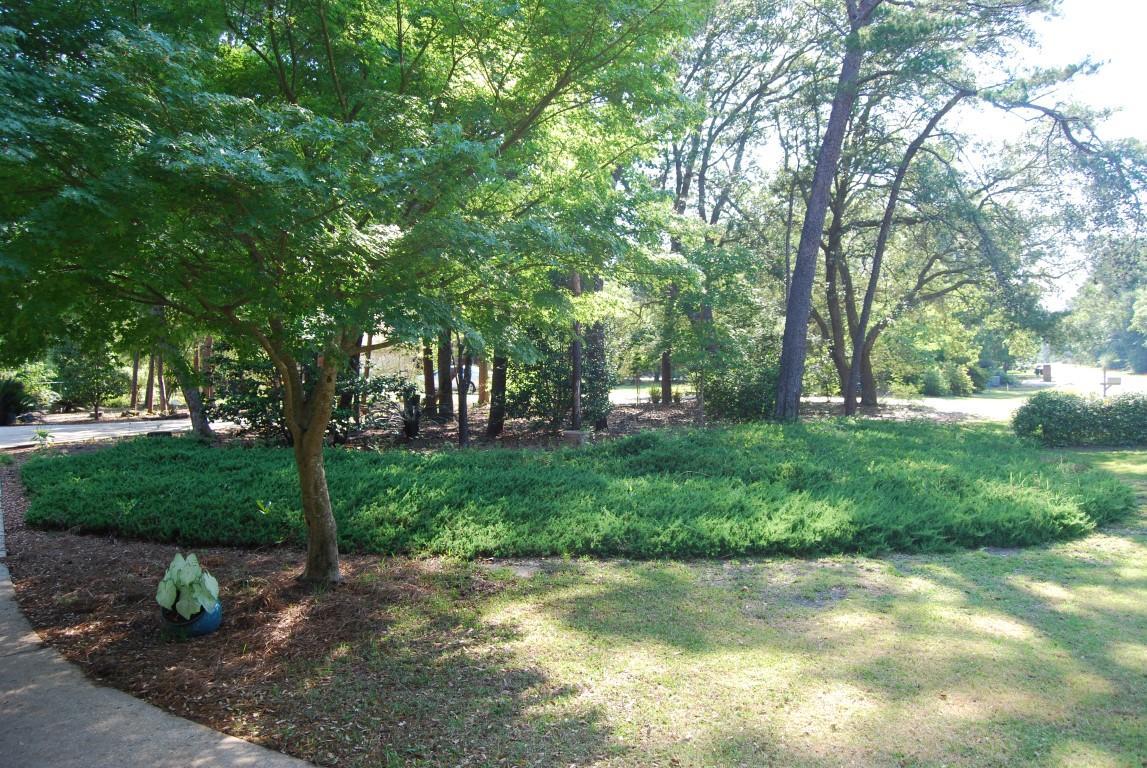 ROCKY BAYOU COUNTRY CLUB ESTATES 3 - Residential Lease