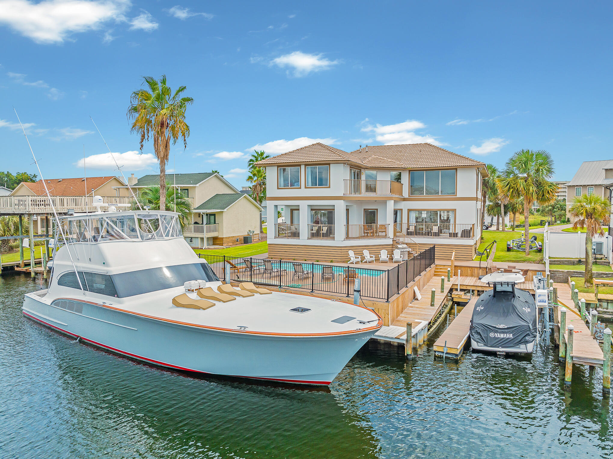 HOLIDAY ISLE - Residential