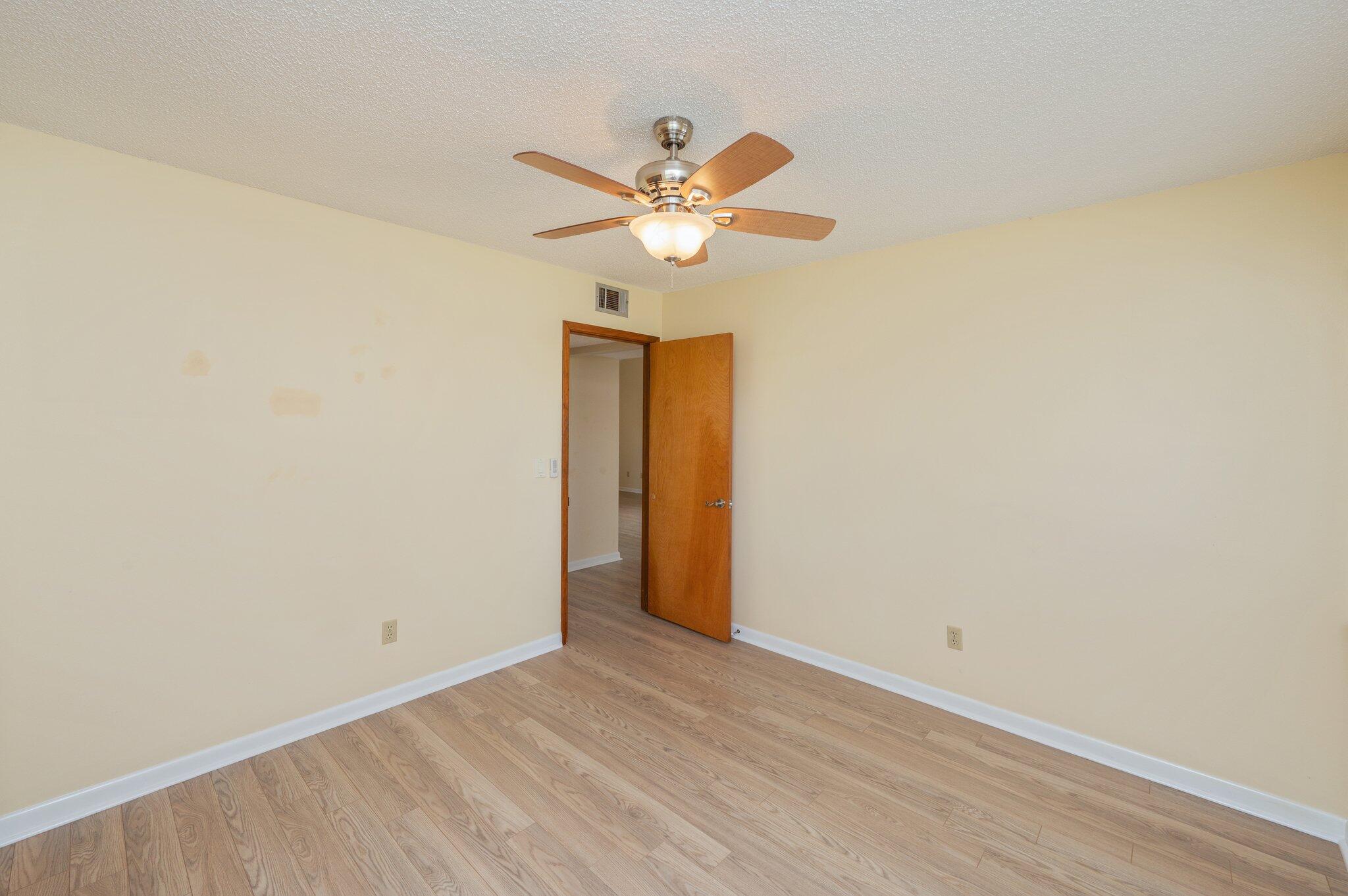 CEDAR RIDGE - Residential Lease