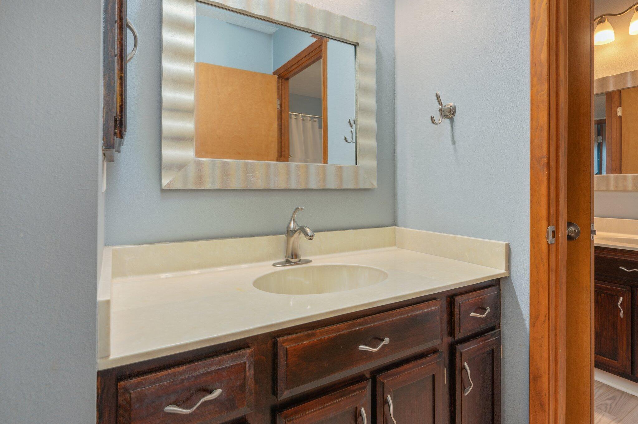CEDAR RIDGE - Residential Lease