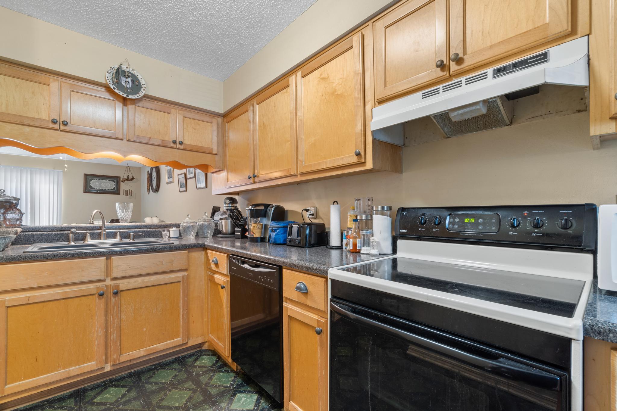 NEW WALTON VILLAGE - Residential