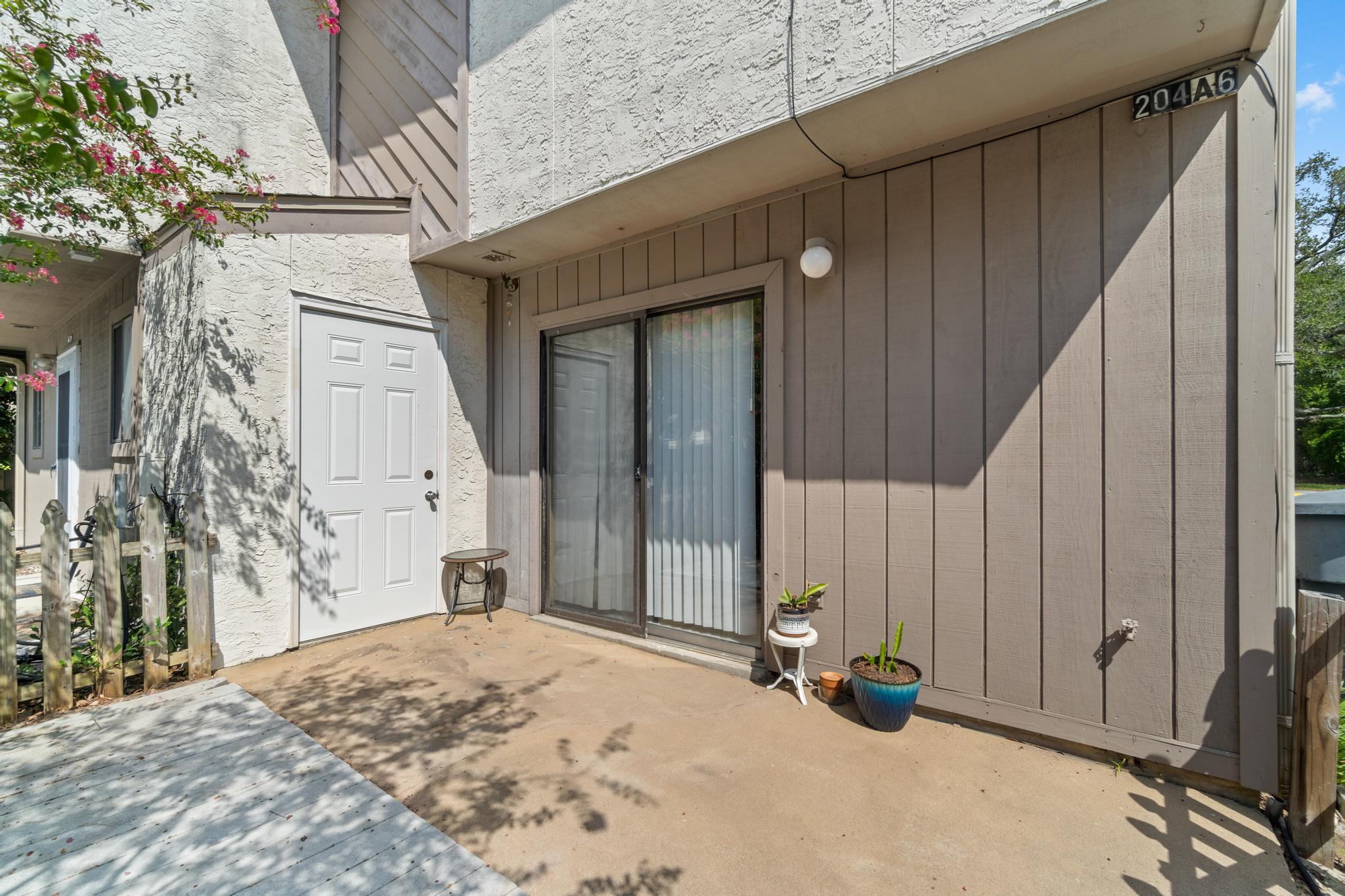 NEW WALTON VILLAGE - Residential