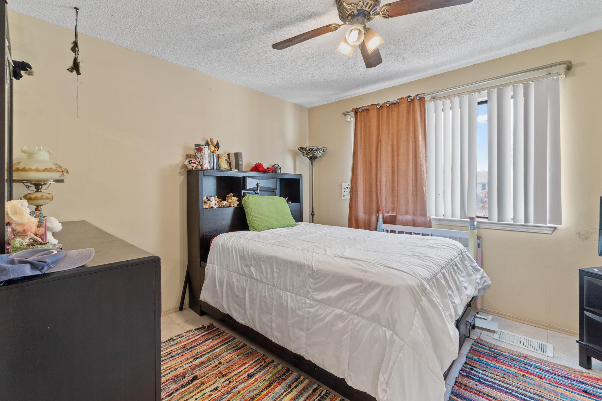 NEW WALTON VILLAGE - Residential