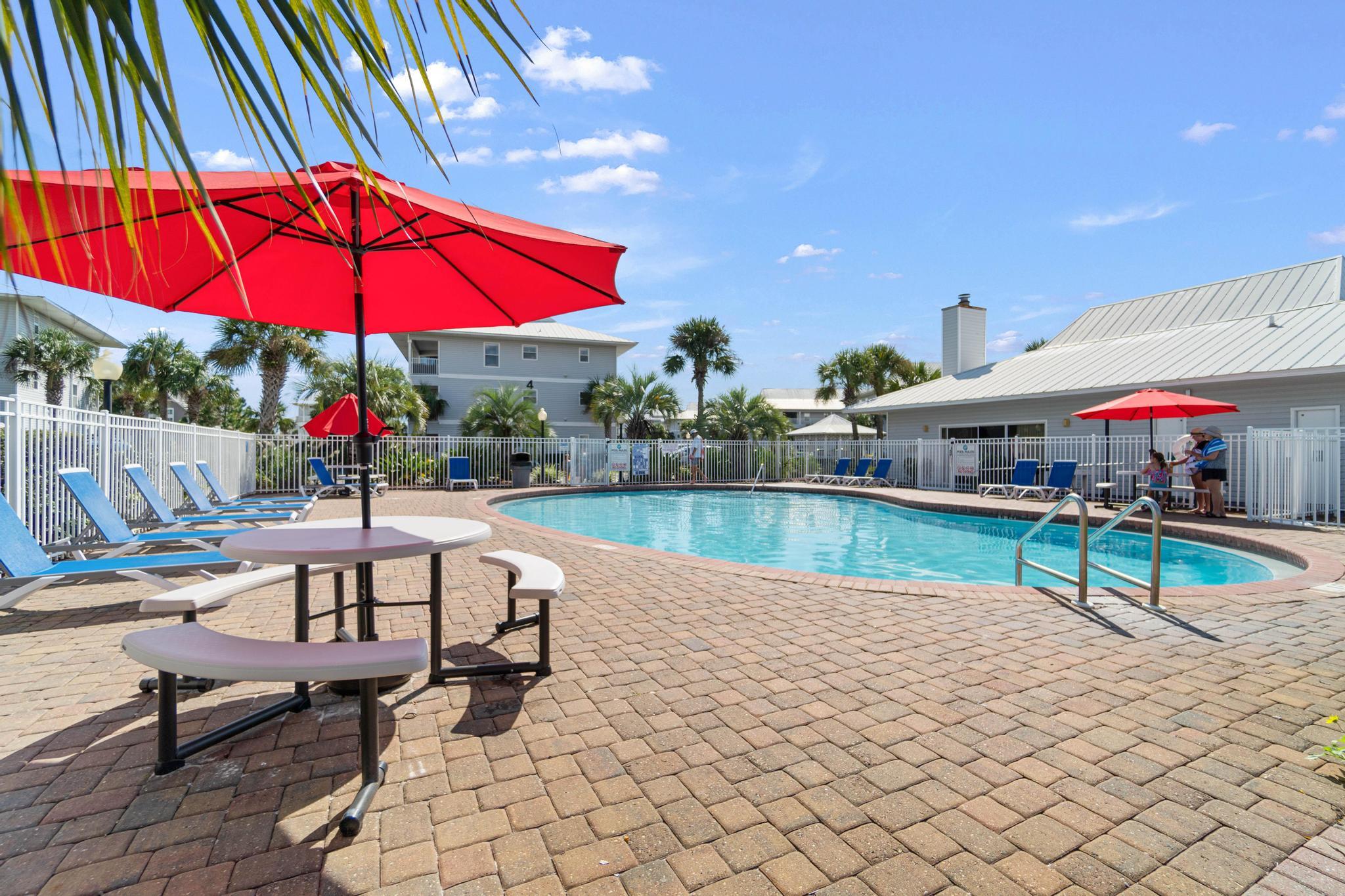 BEACHSIDE VILLAS CONDO - Residential