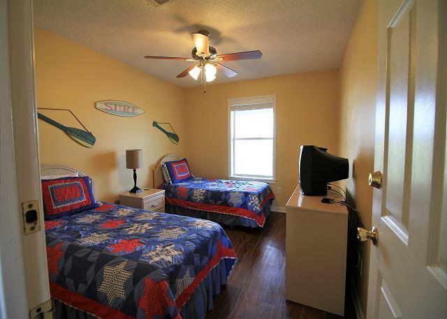 BEACHSIDE VILLAS CONDO - Residential