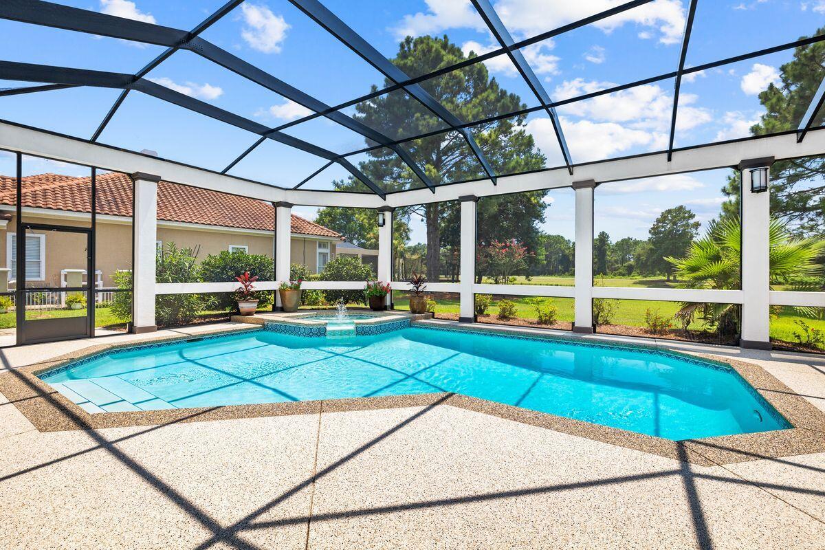 REGATTA BAY - Residential