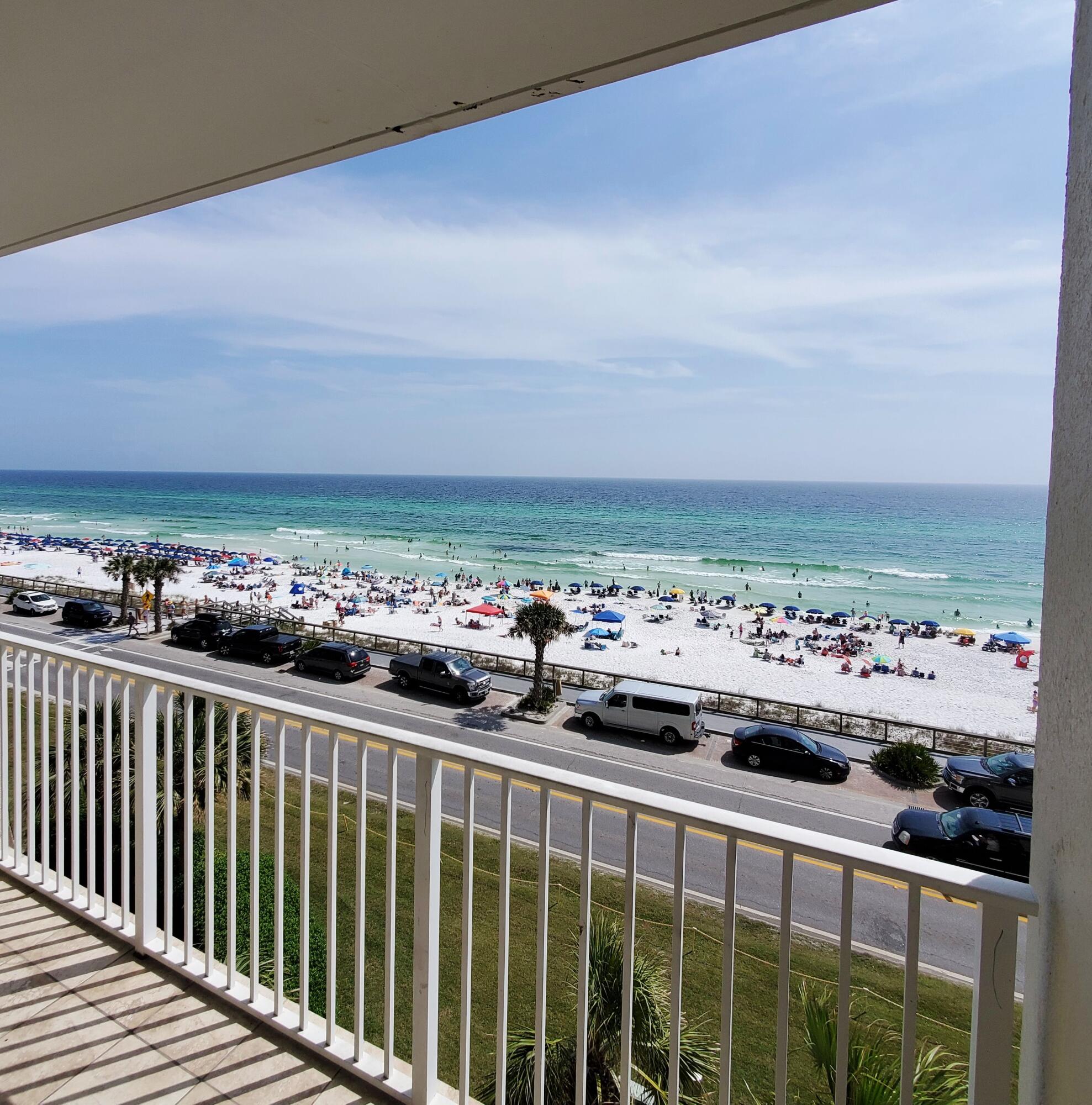 Awesome rental machine w/ 1 BR, bunks and pullout sofa. Beautiful gulf and beach vistas. This unit is fully furnished and equipped and ready for a turnkey vacation rental, second home or permanent residence. Majestic Sun amenities include heated indoor/ outdoor pool; hot tub and fitness center. Perfect location convenient to beach ac. cesses; restaurants; shopping; entertainment; golf and so much more. All within the gated golf course community of Seascape with a eighteen hole golf course; tennis courts; walking paths; bike rentals on site restaurants and two thousand feet on the beautiful Gulf Of Mexico. New SS appliances. A/C & WH replaced 2014.