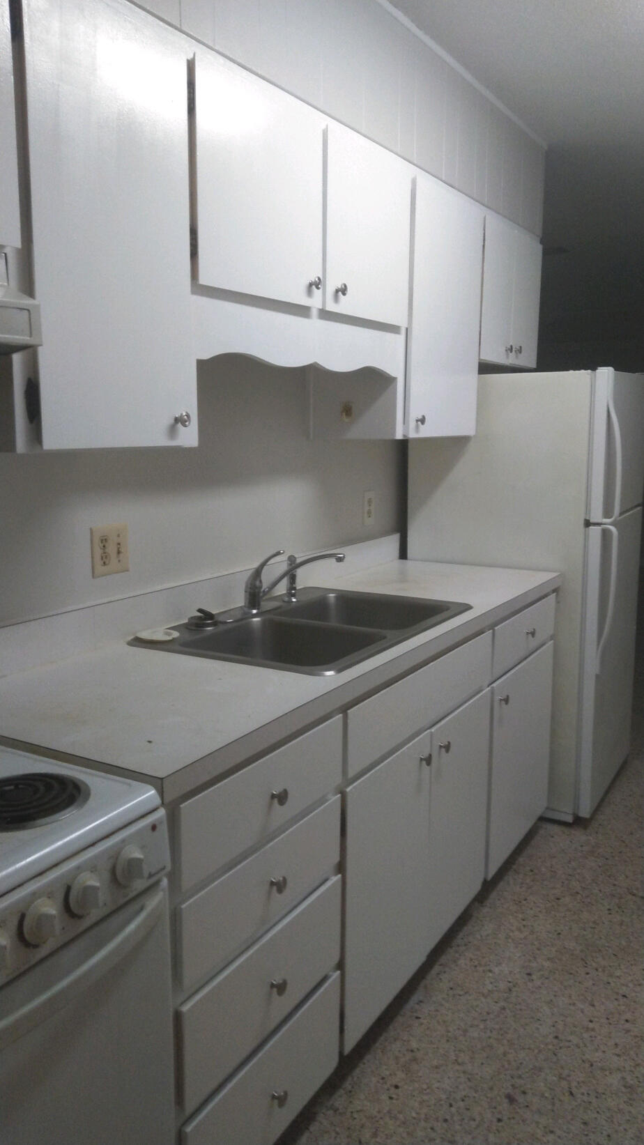 PORT DIXIE - Residential Lease