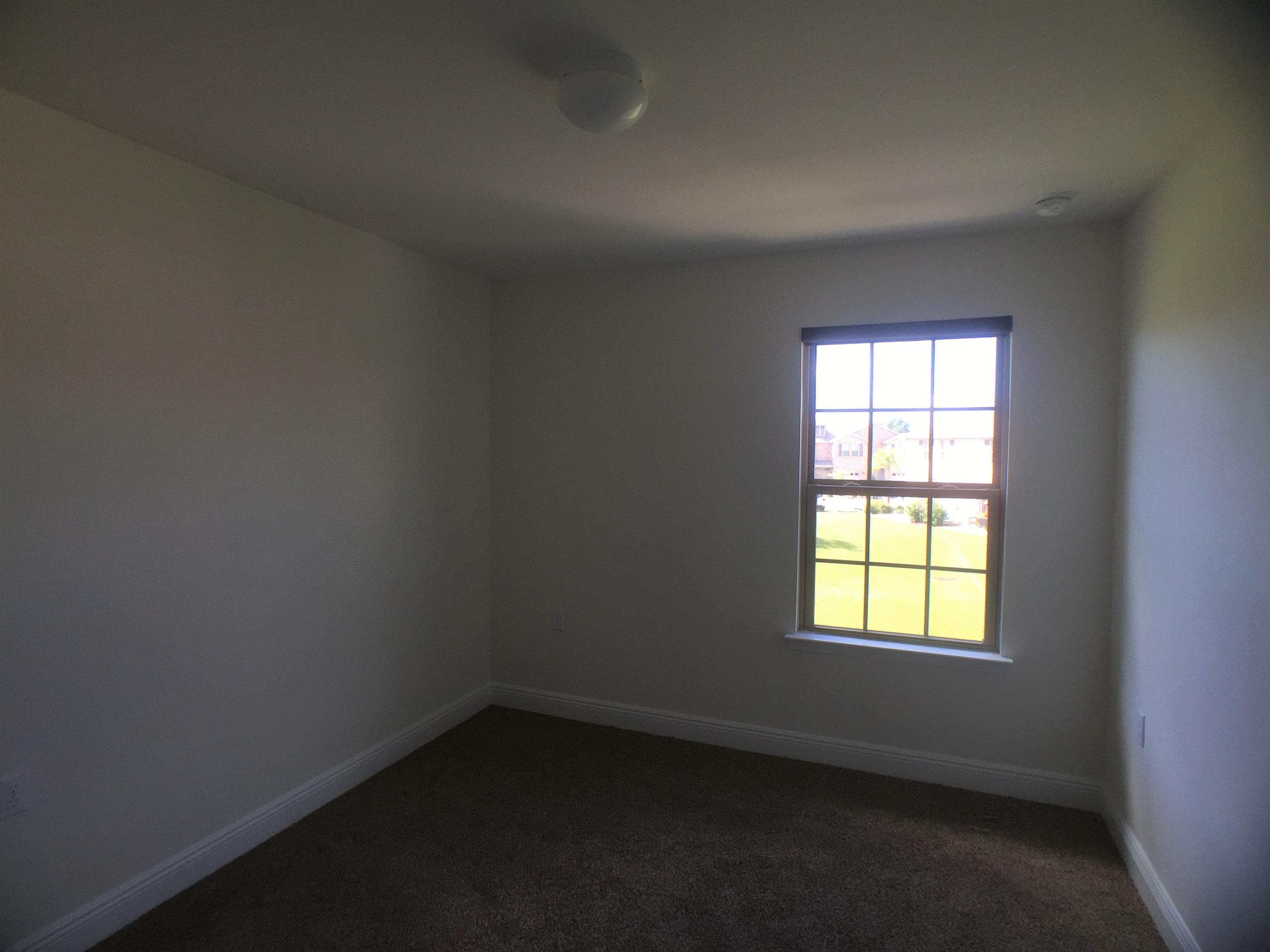 RESERVE POINTE - Residential Lease
