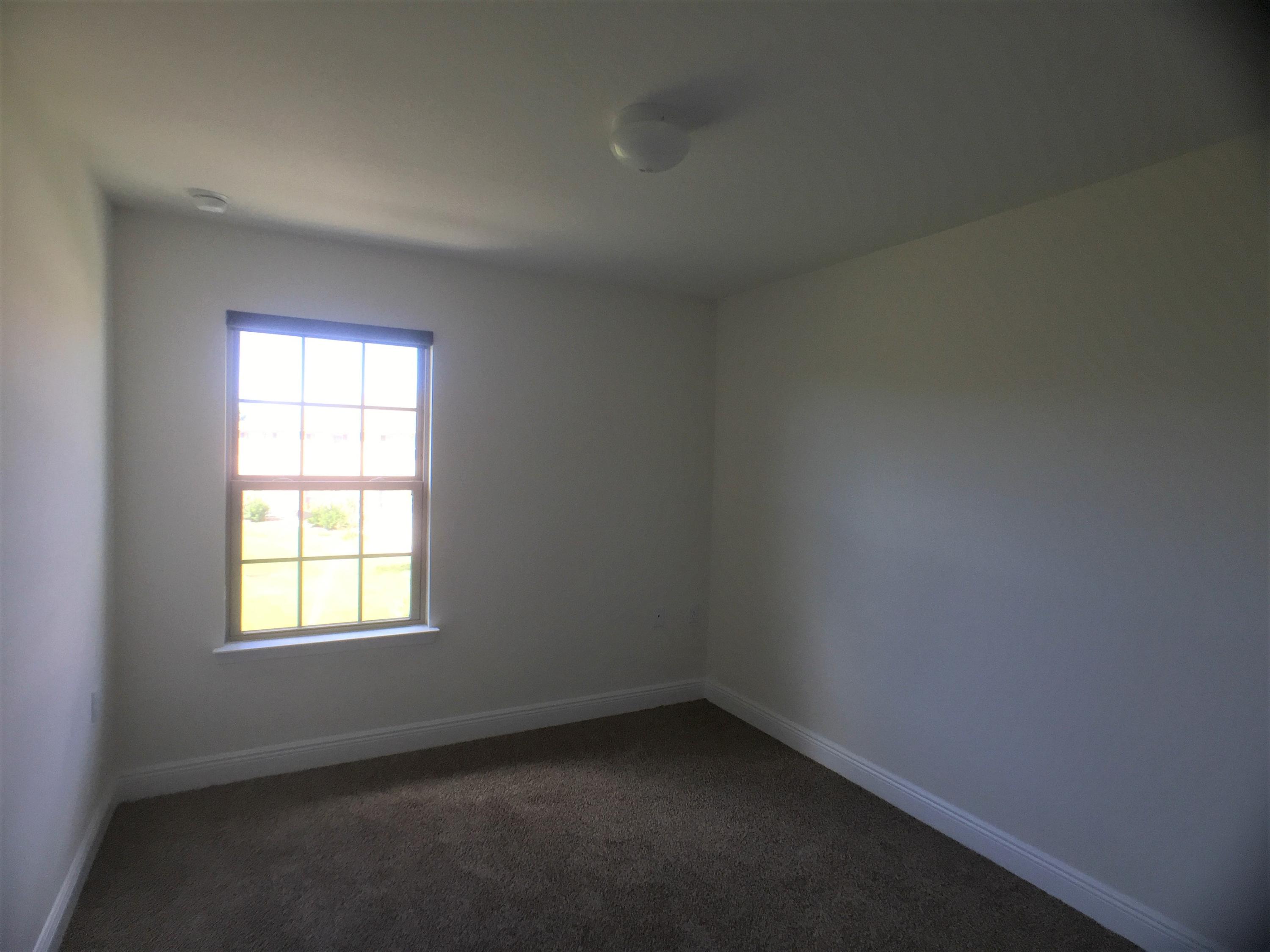 RESERVE POINTE - Residential Lease