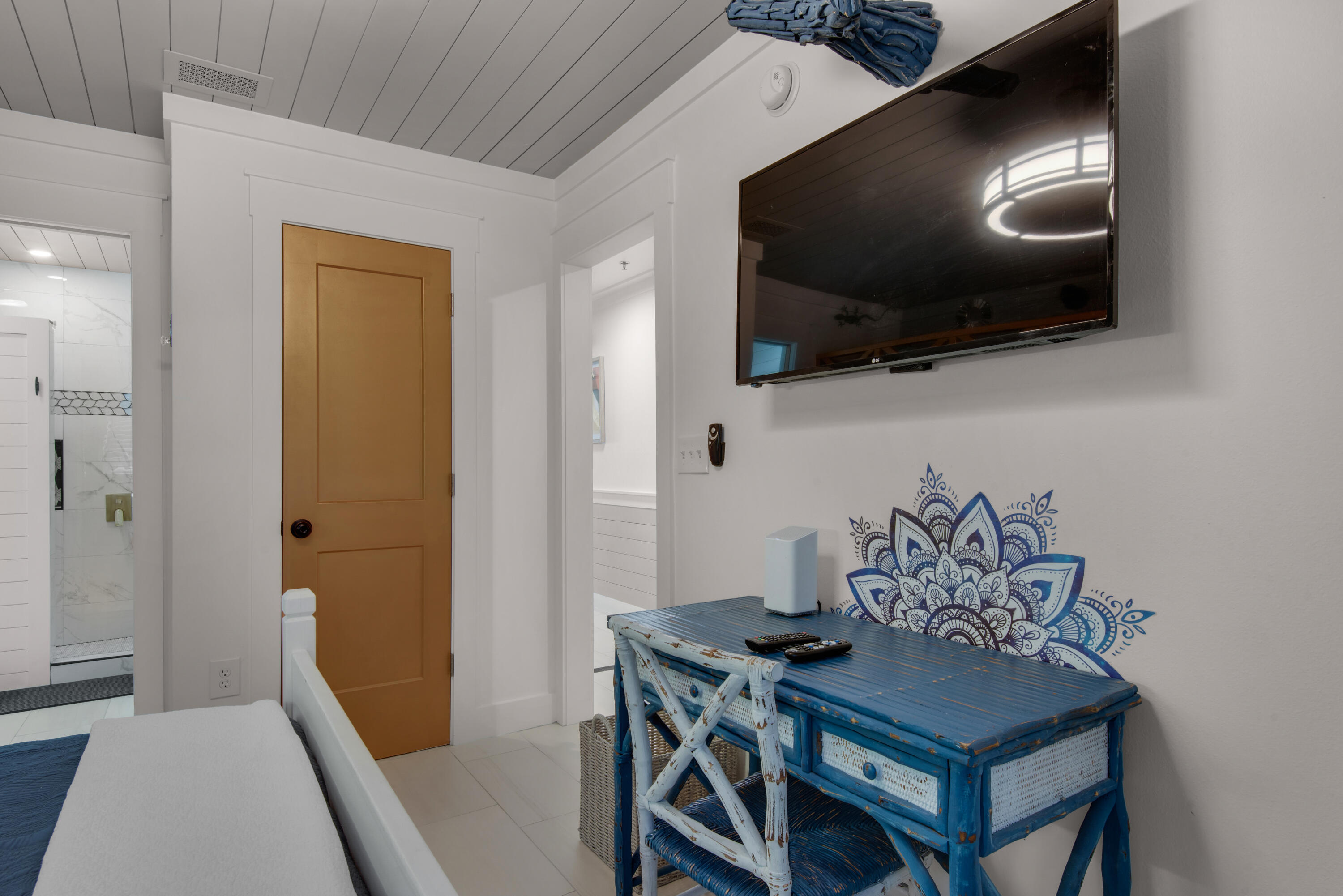 WINDANCER CONDO - Residential