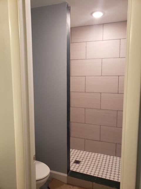 VALPARAISO PINECREST 5 - Residential Lease