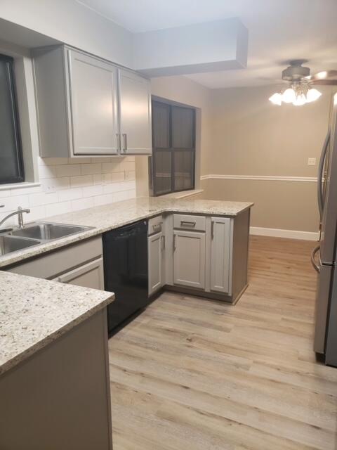 VALPARAISO PINECREST 5 - Residential Lease